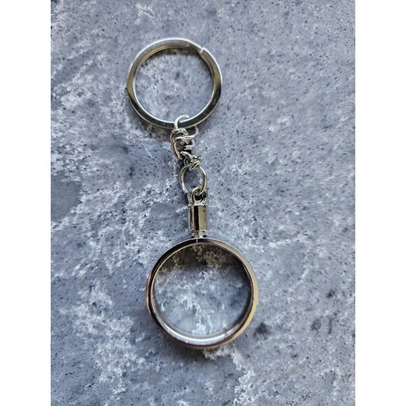 LOT OF (6) ~ (SILVER) 30MM BEZEL KEYCHAIN COIN HOLDERS - Picture 2 of 4